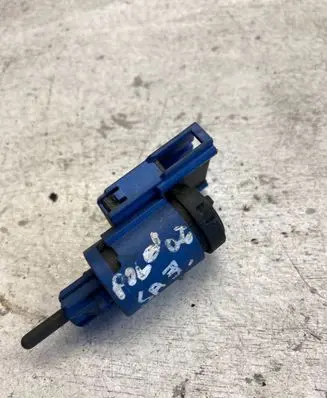 Clutch pedal sensor
