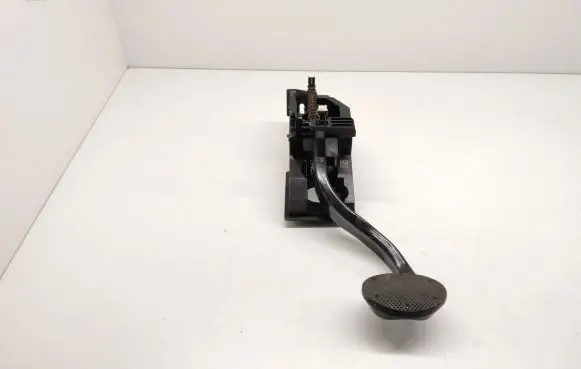 Mini One - Cooper F56 F55 Brake pedal 6854629 200701204240 19929610