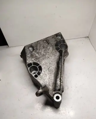 Volkswagen Polo V 6R Engine mounting bracket 03L199207A