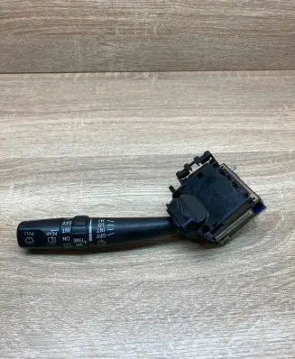Toyota Land Cruiser (J120) Wiper control stalk 17A164