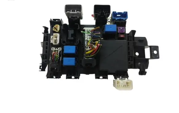 Suzuki Alto Fuse module 36770M68K1 3677068J1