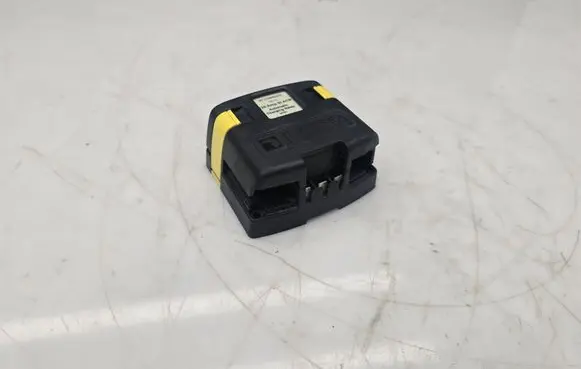 Mercedes-Benz Sprinter W906 Voltage converter/converter module 1127900721 990170170 109071