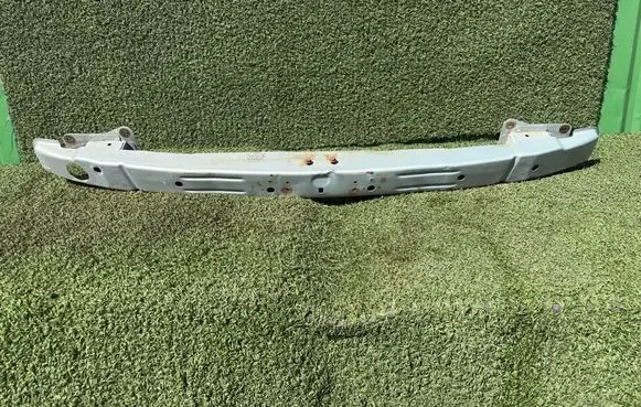 Renault Master II Front bumper support beam 8200189647 8200189661