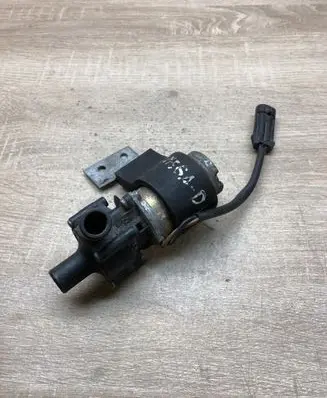 Opel Omega B2 Electric auxiliary coolant/water pump