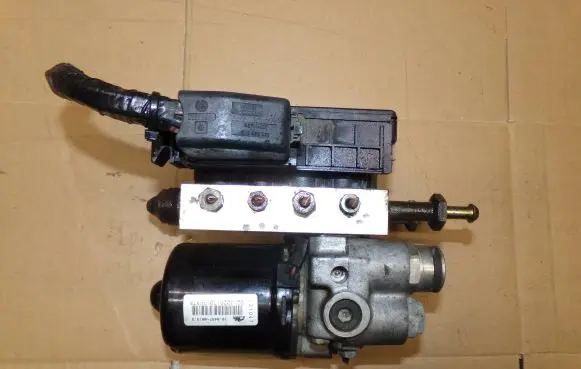 Ford Galaxy ABS Pump 7M0907379