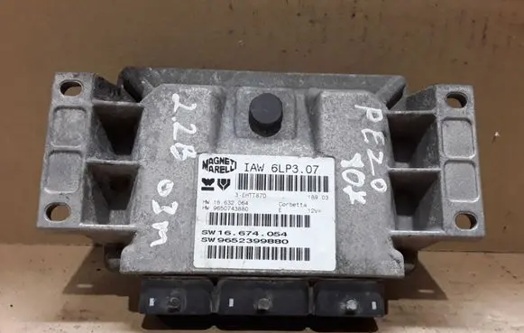 Peugeot 807 Engine control unit/module 9652399880 9650743880