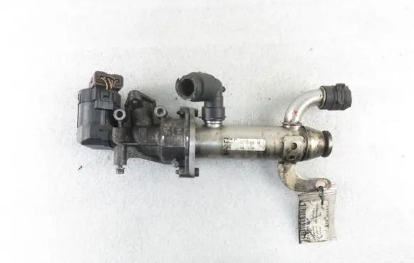 Peugeot 407 EGR valve 9681825280
