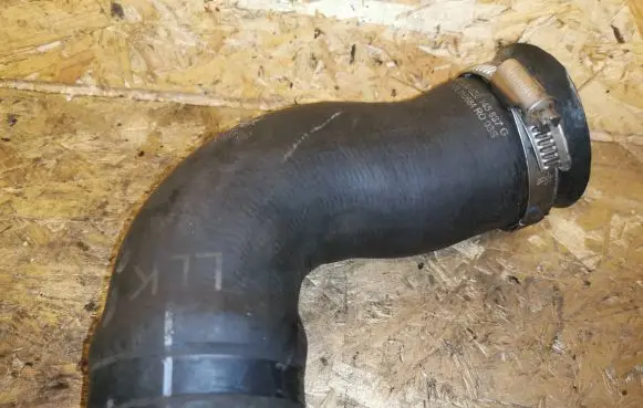 Audi A4 S4 B6 8E 8H Intercooler hose/pipe 8E0145837G 115684