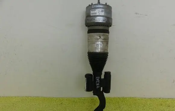 Mercedes-Benz E AMG W213 Front shock absorber/damper 2133202100 2133203401