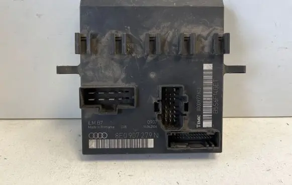 Audi A4 S4 B7 8E 8H Comfort/convenience module 8E0907279N