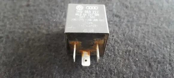 Volkswagen Polo III 6N 6N2 6NF Other relay 1H0953227 WL054237009