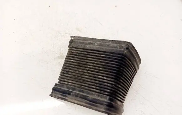 Skoda Superb B5 (3U) Air intake duct part 3B0129617F