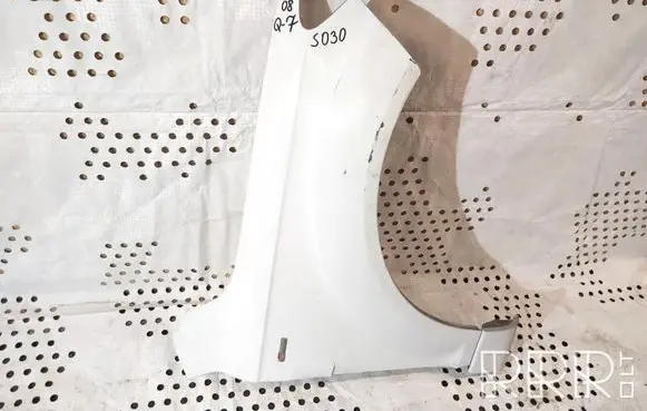 Audi Q7 4L Fender