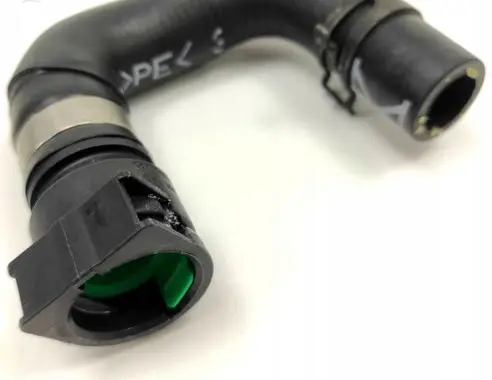 Engine coolant pipe/hose