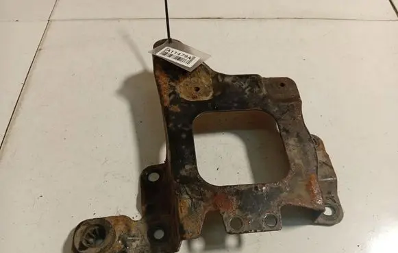Volvo V50 Battery bracket 3M51R6K034AF