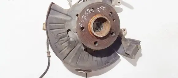 Mercedes-Benz ML W163 Front wheel hub