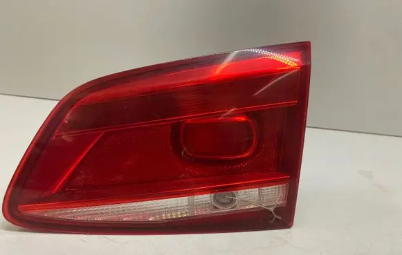 Volkswagen PASSAT B7 Tailgate rear/tail lights 3AF945094B