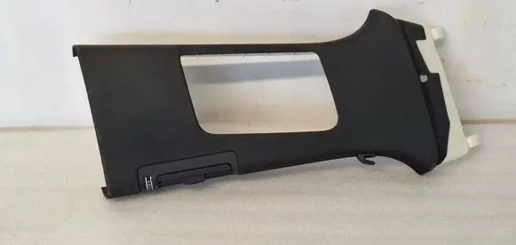 Audi Q7 4M (B) pillar trim (top) 4M0867244F