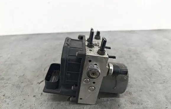 Audi A4 S4 B6 8E 8H ABS Pump
