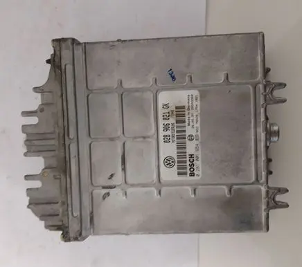 Volkswagen PASSAT B5.5 Engine control unit/module 028906021GK 0281001654