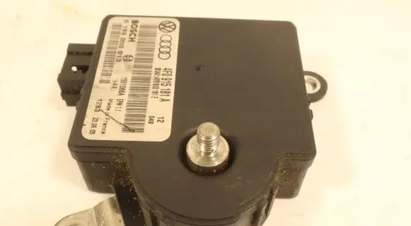 Audi A6 Allroad C6 Battery control module 4F0915181A