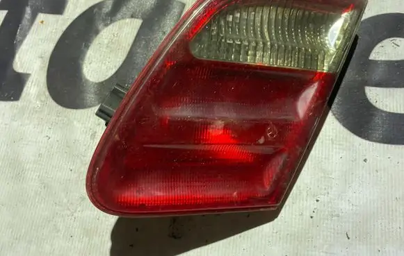 Mercedes-Benz E W210 Tailgate rear/tail lights A2108203864 2108203864
