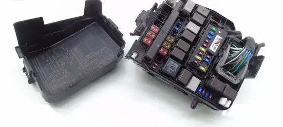 Hyundai i40 Fuse box set 91203-3Z350