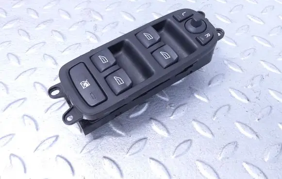 Volvo V50 Electric window control switch 30710787 30710788 30710789