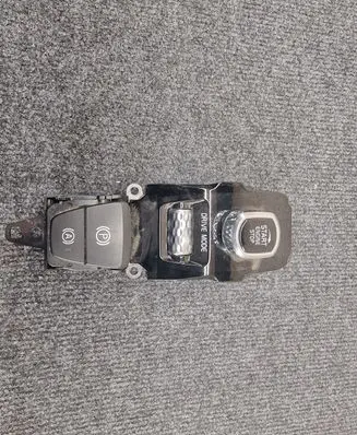 Volvo V60 Engine start stop button switch 31443818