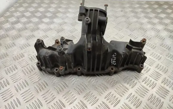 Volkswagen Transporter - Caravelle T5 Intake manifold 03L129711P