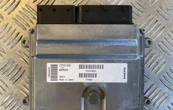 Volvo S40 Engine control unit/module P30729800 2797009290 T75969
