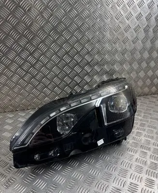 Peugeot 3008 II Headlight/headlamp 9837759480