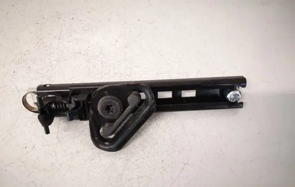 Opel Zafira B Seat belt adjustment rail 13193568