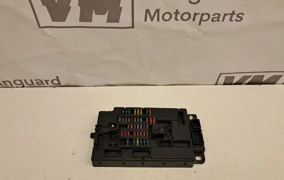 Mini One - Cooper Clubman R55 Fuse module 3453737 345373701