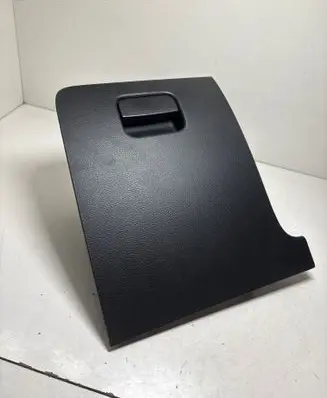 Glove box