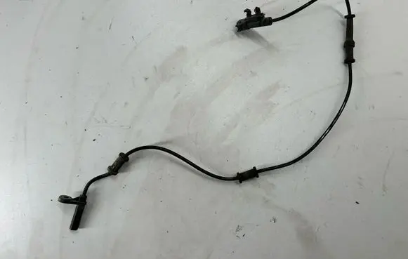 Dodge Challenger ABS rear brake sensor 04779642AA
