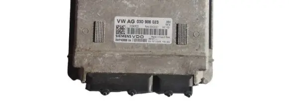 Volkswagen Polo V 6R Engine control unit/module ECU