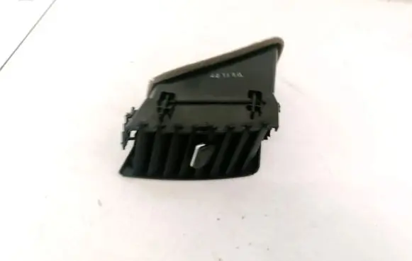 Mitsubishi Outlander Dash center air vent grill GN71114260 GN711-14260