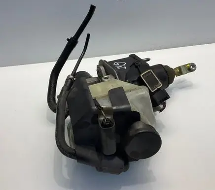 Mercedes-Benz CLS C219 Master brake cylinder A0004300312 Q190168 0004300312