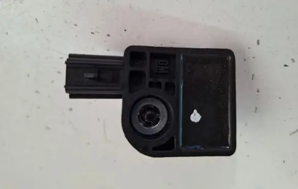 Opel Mokka Airbag deployment crash/impact sensor 213578678