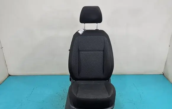 Skoda Fabia Mk2 (5J) Front passenger seat IMPRK1571766
