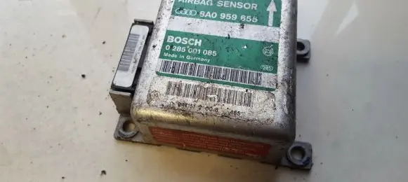 Audi A6 S6 C4 4A Airbag control unit/module 8A0959655 0285001085
