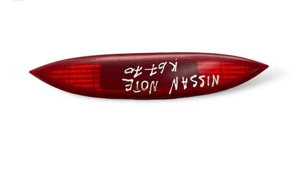 Nissan Note (E11) Third/center stoplight