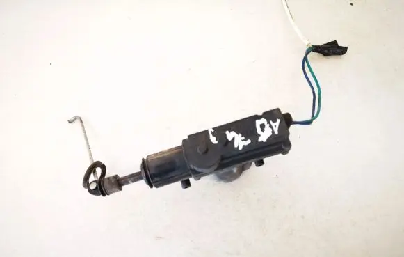 Volkswagen Golf II Central locking motor 932037992