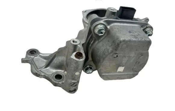 Toyota Yaris XP210 Water pump