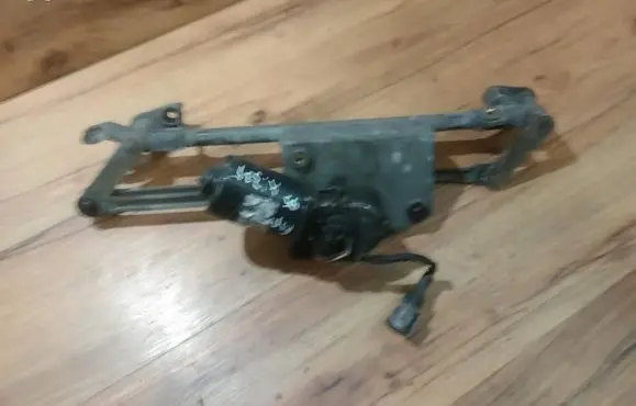 Renault Espace II Front wiper linkage and motor