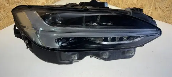 Volvo S90, V90 Headlight/headlamp 31655139 K178069