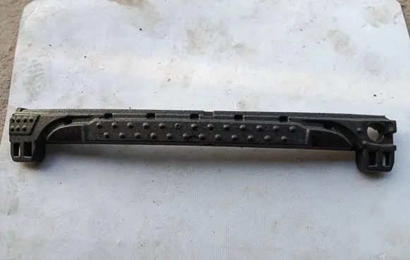 Front bumper foam support bar