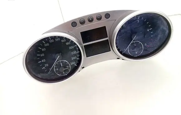 Mercedes-Benz R W251 Speedometer (instrument cluster) A2514405847 A2C53337595 010258