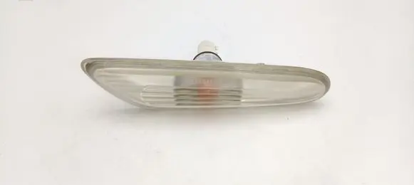 BMW 5 E60 E61 Front fender indicator light 8382104 7165741 63137165741